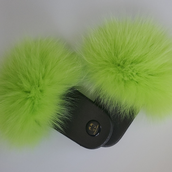 Mini Fur Slides Mint lime - Picture 1 of 3